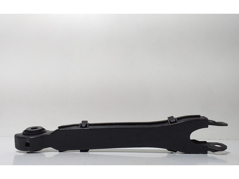 Recambio de brazo suspension inferior trasero izquierdo para mercedes-benz clase c (w204) berlina c 350 cdi (204.022) referencia