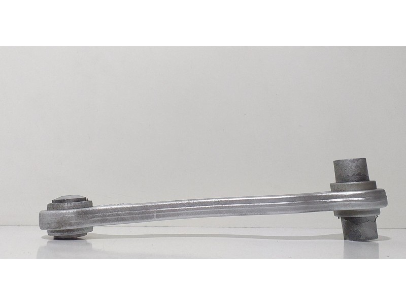 Recambio de brazo suspension inferior trasero izquierdo para mercedes-benz clase c (w204) berlina c 350 cdi (204.022) referencia