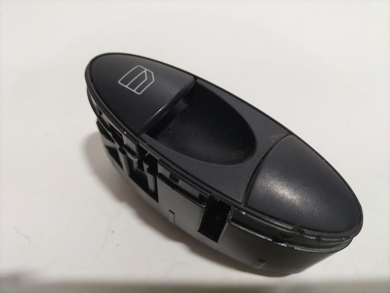 Recambio de mando elevalunas trasero izquierdo para mercedes-benz clase cls (w219) 320 cdi (219.322) referencia OEM IAM A2118219