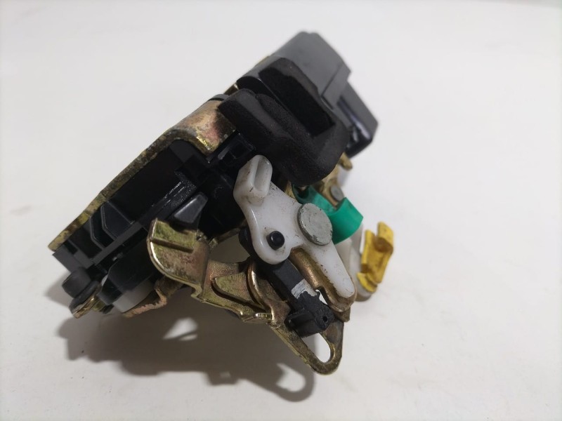 Recambio de cerradura puerta trasera izquierda para chrysler 300 c 3.0 crd referencia OEM IAM EXL 80069 R