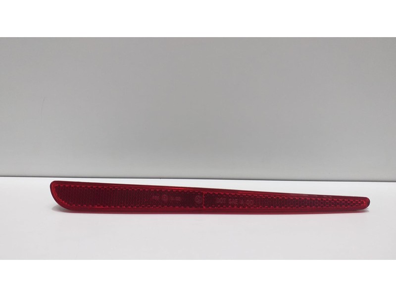 Recambio de catadioptrico trasero derecho para bmw x5 (e53) 3.0d referencia OEM IAM 6901572 52241 