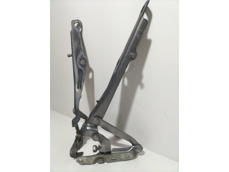 Recambio de bisagra de capot para chrysler 300 c 3.0 crd referencia OEM IAM EXL 80070 R