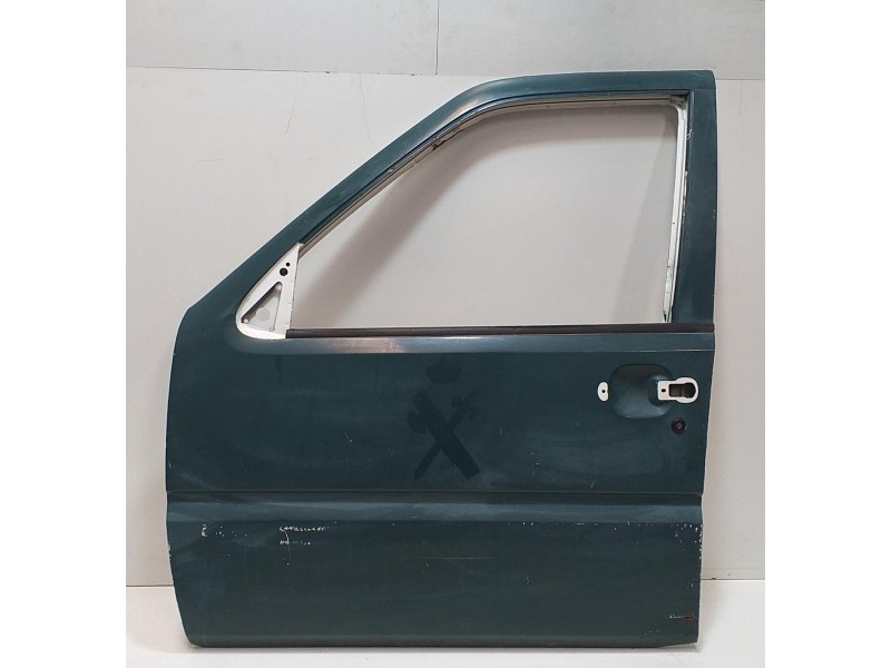 Recambio de puerta delantera izquierda para nissan terrano/terrano.ii (r20) aventura referencia OEM IAM 801011F231 72703 