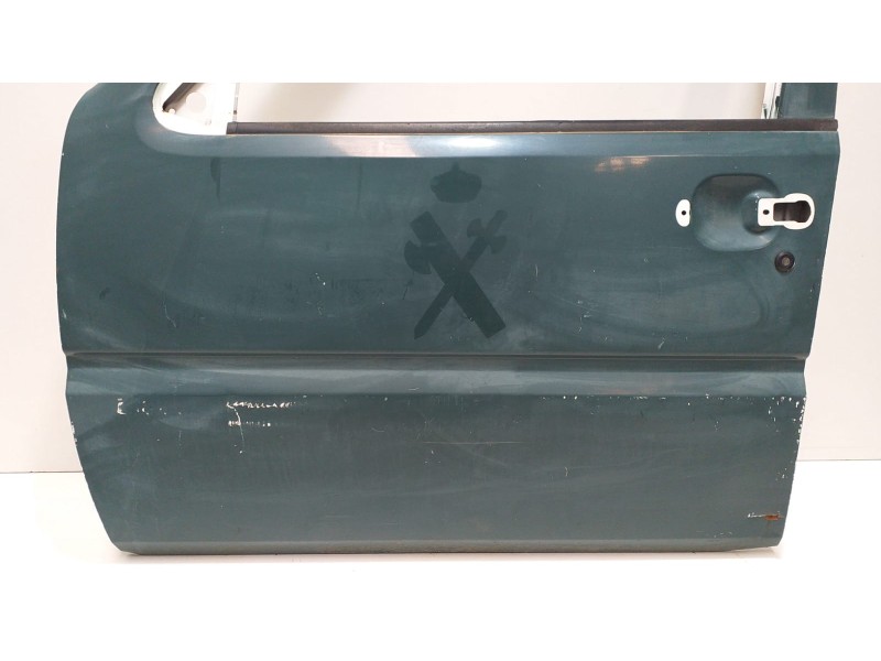 Recambio de puerta delantera izquierda para nissan terrano/terrano.ii (r20) aventura referencia OEM IAM 801011F231 72703 