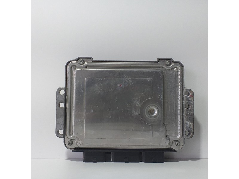 Recambio de centralita motor uce para renault megane ii berlina 3p confort expression referencia OEM IAM 8200391966 72741 R