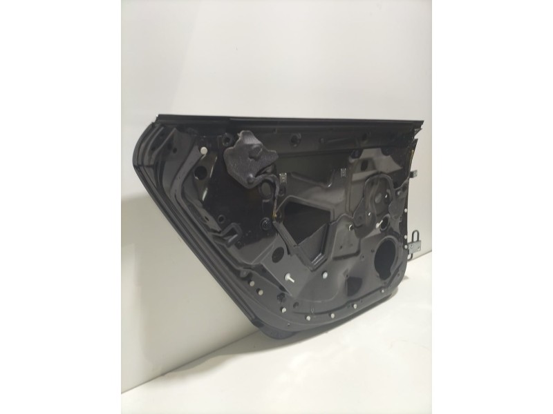 Recambio de puerta trasera izquierda para audi a6 allroad quattro (4fh) 3.0 tdi referencia OEM IAM 4F0833051G 80025 R