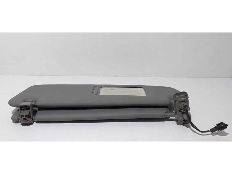 Recambio de parasol izquierdo para volkswagen touareg (7l6) v6 tdi referencia OEM IAM 7L6857551AQ 64253 