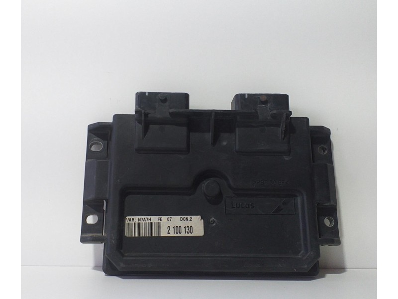 Recambio de centralita motor uce para citroën xsara berlina 1.9 d sx referencia OEM IAM 9641390180 72747 R