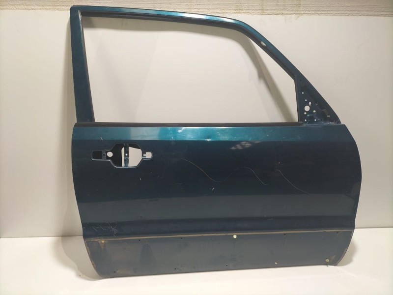 Recambio de puerta delantera derecha para mitsubishi montero (v60/v70) 3.2 di-d gls kaiteki (3-ptas.) referencia OEM IAM 3PUERTA