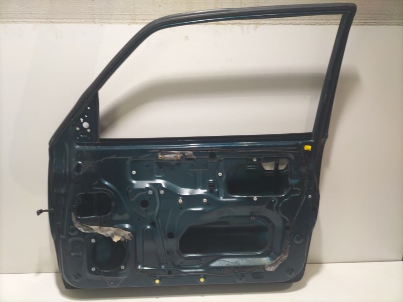 Recambio de puerta delantera derecha para mitsubishi montero (v60/v70) 3.2 di-d gls kaiteki (3-ptas.) referencia OEM IAM 3PUERTA