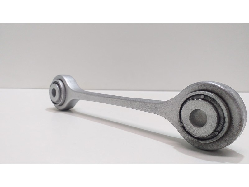 Recambio de tirante delantero derecho para volkswagen touareg (7la) tdi v6 referencia OEM IAM 7L0411317 52329 