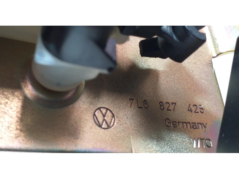 Recambio de motor cierre centralizado porton para volkswagen touareg (7l6) v6 tdi referencia OEM IAM 7L6827425 64270 