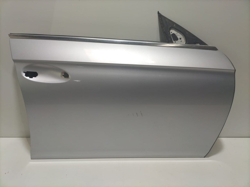Recambio de puerta delantera derecha para mercedes-benz clase cls (w219) 320 cdi (219.322) referencia OEM IAM A2197200205 80035 