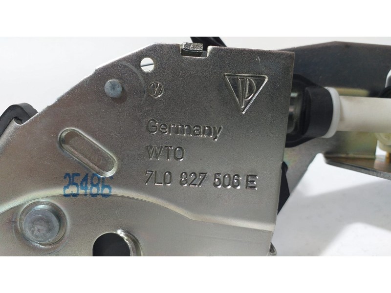Recambio de cerradura maletero / porton para volkswagen touareg (7l6) v6 tdi referencia OEM IAM 7L0827506E 64273 