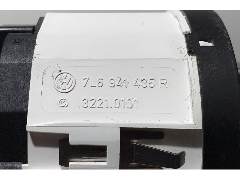 Recambio de mando multifuncion para volkswagen touareg (7l6) v6 tdi referencia OEM IAM 7L6941435R 64289 