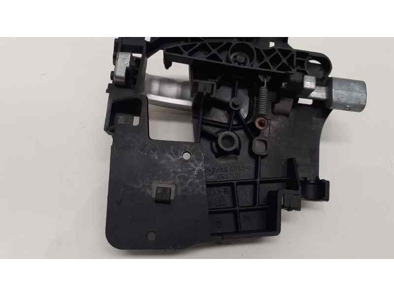 Recambio de maneta interior trasera derecha para peugeot partner kombi access referencia OEM IAM 9682100677 39436 