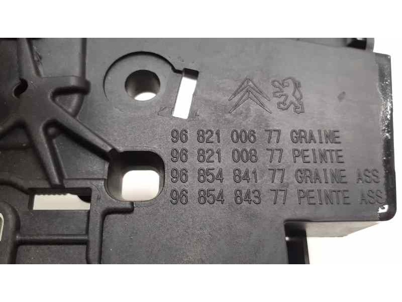 Recambio de maneta interior trasera derecha para peugeot partner kombi access referencia OEM IAM 9682100677 39436 