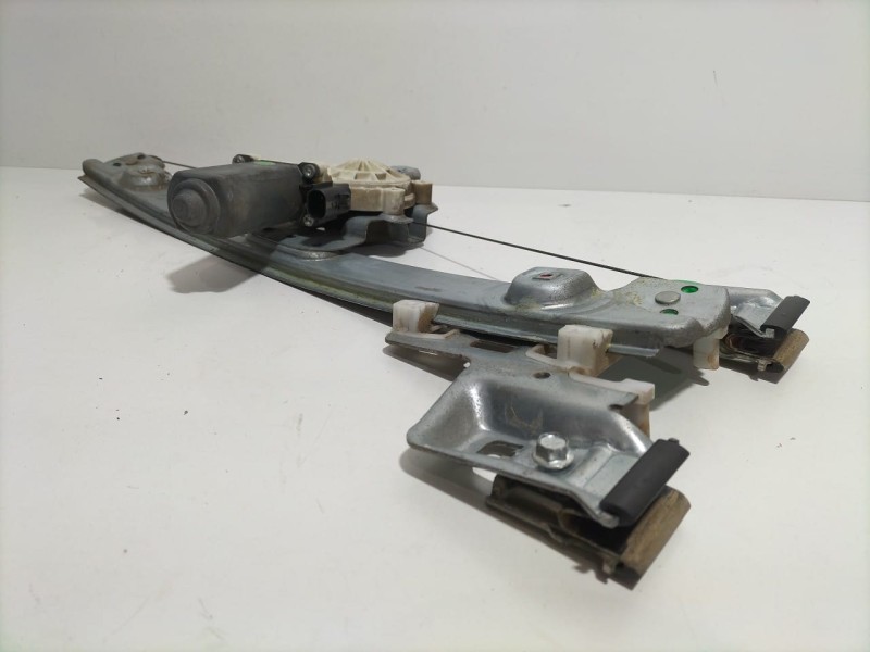 Recambio de elevalunas trasero derecho para chrysler 300 c 3.0 crd referencia OEM IAM 7746807802 80046 R