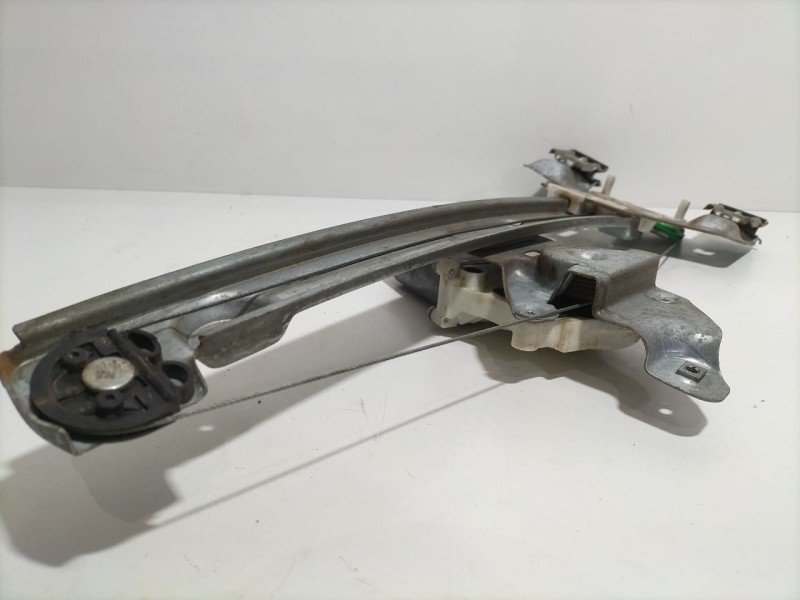 Recambio de elevalunas trasero derecho para chrysler 300 c 3.0 crd referencia OEM IAM 7746807802 80046 R