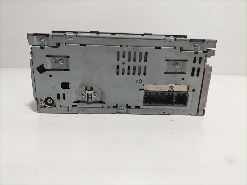 Recambio de sistema audio / radio cd para chrysler 300 c 3.0 crd referencia OEM IAM P05064363AA 80047 R