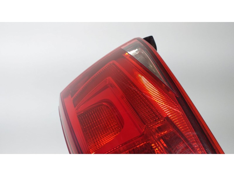 Recambio de piloto trasero derecho interior para volkswagen golf vii lim. advance bluemotion referencia OEM IAM 5G0945094AC 7281