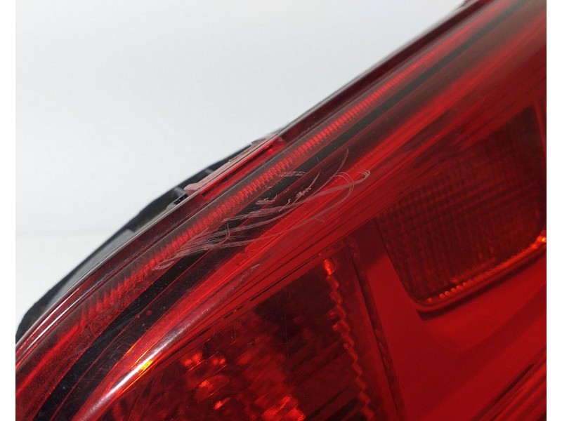 Recambio de piloto trasero derecho interior para volkswagen golf vii lim. advance bluemotion referencia OEM IAM 5G0945094AC 7281