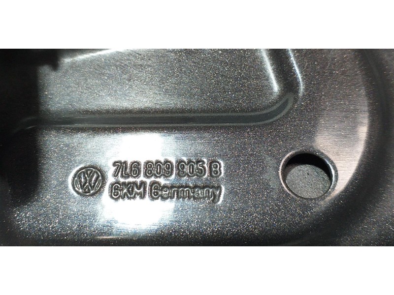 Recambio de tapa exterior combustible para volkswagen touareg (7l6) v6 tdi referencia OEM IAM 7L6809905B 64334 