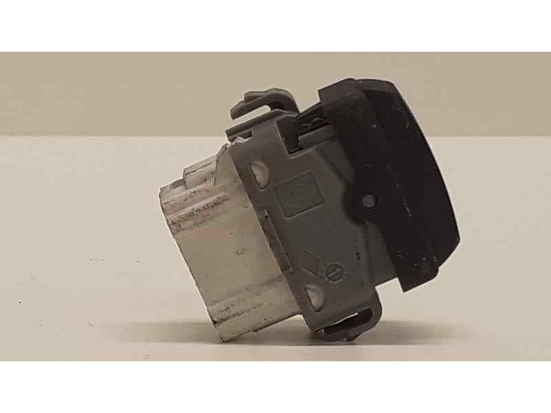 Recambio de interruptor para renault megane ii berlina 3p confort authentique referencia OEM IAM  39474 
