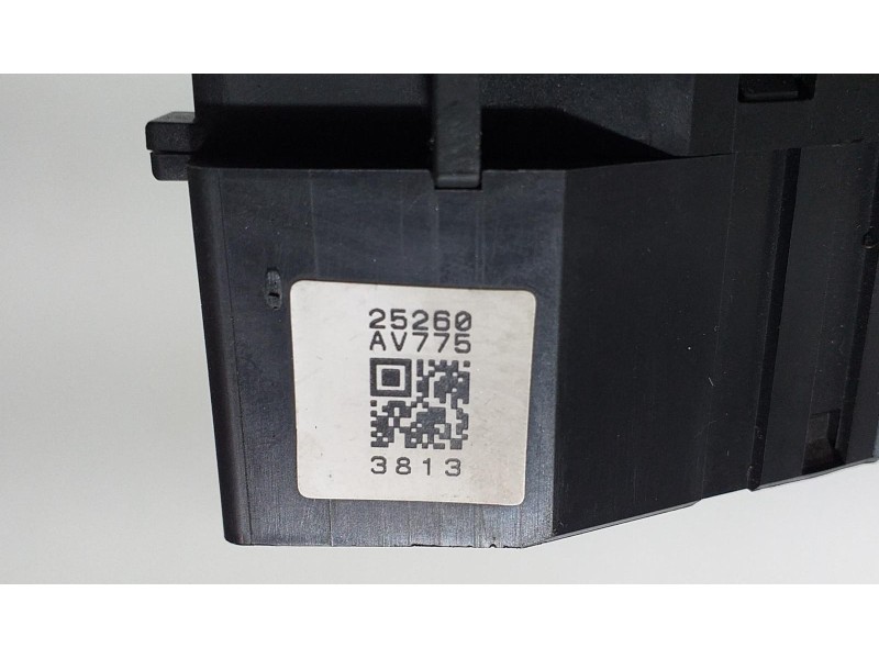 Recambio de mando limpia para nissan terrano/terrano.ii (r20) comfort referencia OEM IAM 25260AV775 64384 