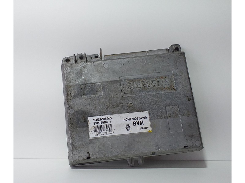 Recambio de centralita motor uce para renault clio ii fase i (b/cbo) 1.2 referencia OEM IAM 7700584160 72890 R