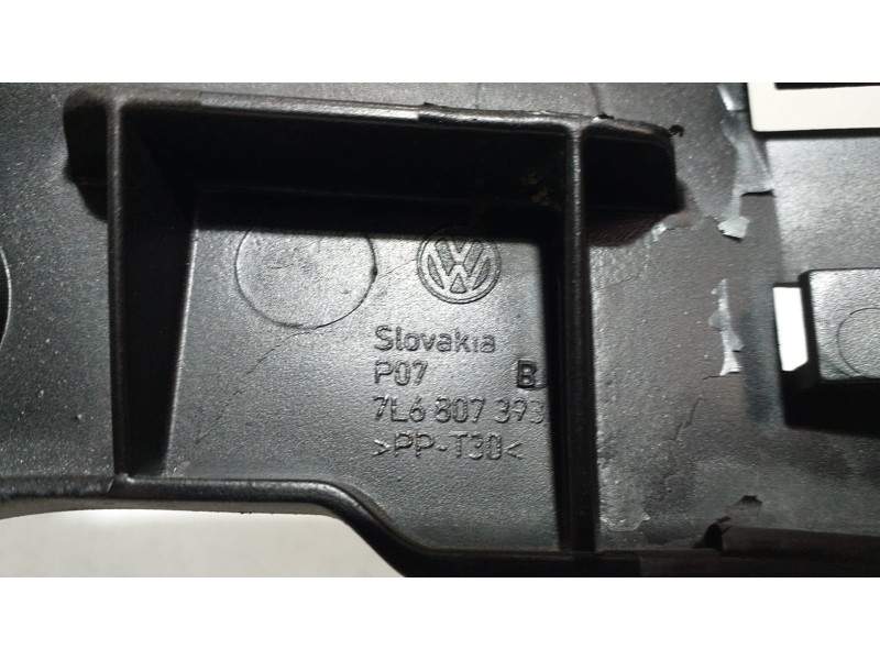 Recambio de molduras traseras para volkswagen touareg (7l6) v6 tdi referencia OEM IAM 7L6807393B 64403 