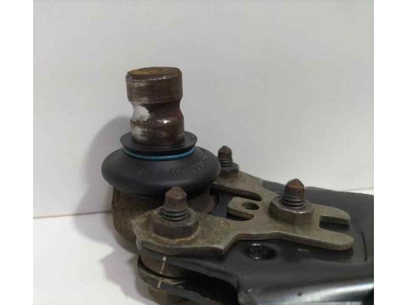 Recambio de brazo suspension inferior delantero derecho para volkswagen passat berlina (3a2) 1.9 tdi referencia OEM IAM 35740715