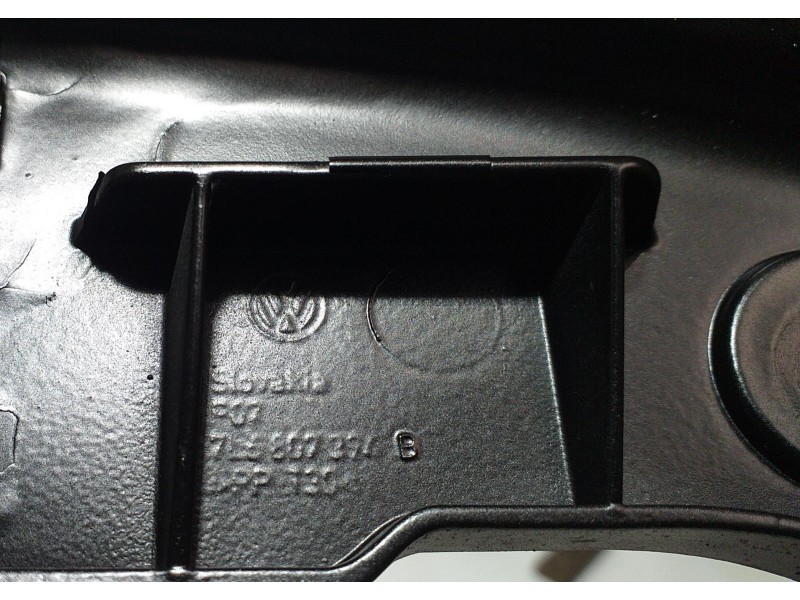 Recambio de molduras traseras para volkswagen touareg (7l6) v6 tdi referencia OEM IAM 7L6807394B 64404 