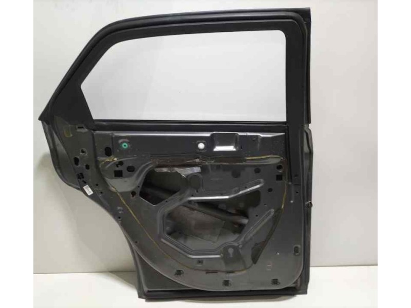 Recambio de puerta trasera izquierda para chrysler 300 c 3.0 crd referencia OEM IAM 5134177AE 80136 R