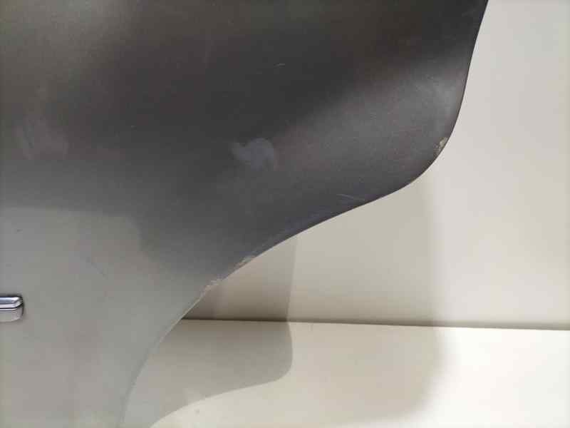 Recambio de puerta trasera izquierda para chrysler 300 c 3.0 crd referencia OEM IAM 5134177AE 80136 R