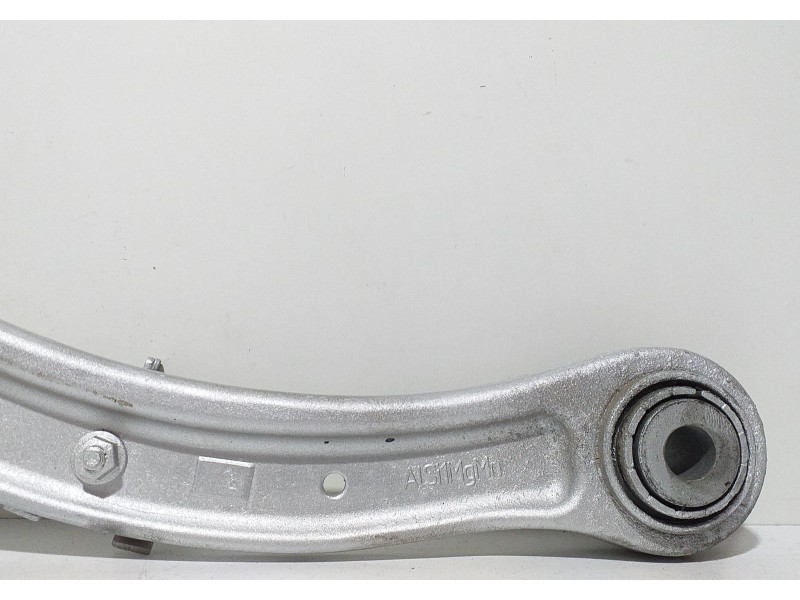 Recambio de brazo suspension superior trasero derecho para volkswagen touareg (7l6) v6 tdi referencia OEM IAM 7L0505375A 64437 