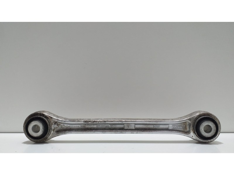 Recambio de brazo suspension superior trasero derecho para porsche 911 (typ 996) carrera 4 cabrio referencia OEM IAM 99633104702