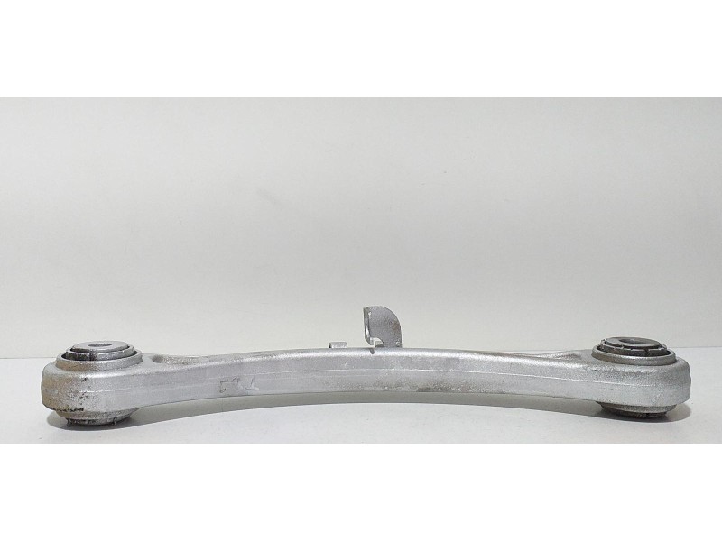 Recambio de brazo suspension superior trasero derecho para volkswagen touareg (7l6) v6 tdi referencia OEM IAM 7L0505375A 64437 