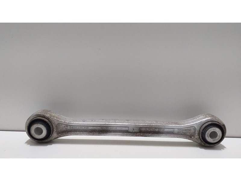 Recambio de brazo suspension superior trasero derecho para porsche 911 (typ 996) carrera 4 cabrio referencia OEM IAM 99633104702