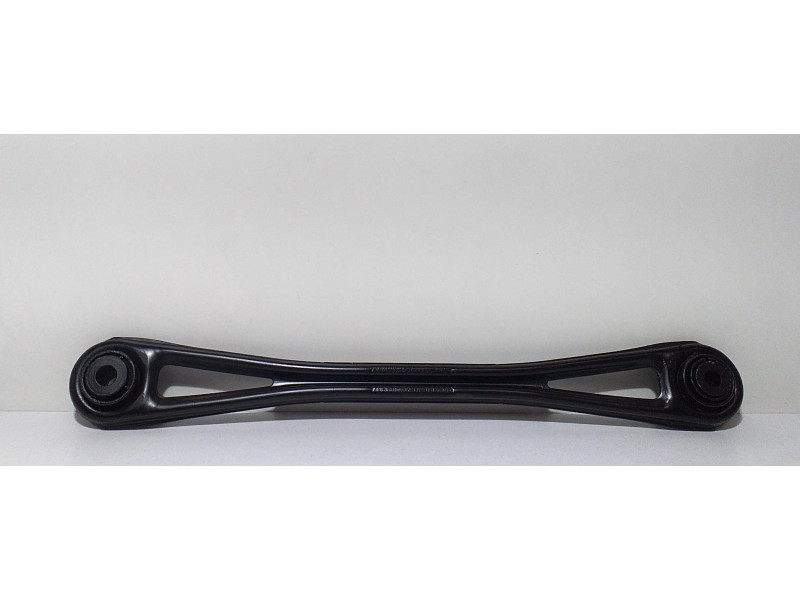 Recambio de brazo suspension inferior trasero derecho para volkswagen touareg (7l6) v6 tdi referencia OEM IAM 7L8501529A 64439 