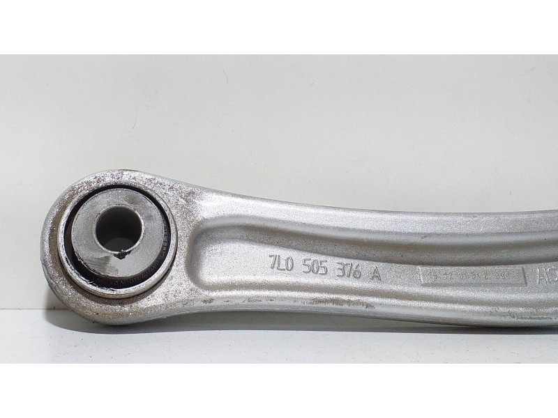 Recambio de brazo suspension superior trasero derecho para volkswagen touareg (7l6) v6 tdi referencia OEM IAM 7L0505376A 64441 