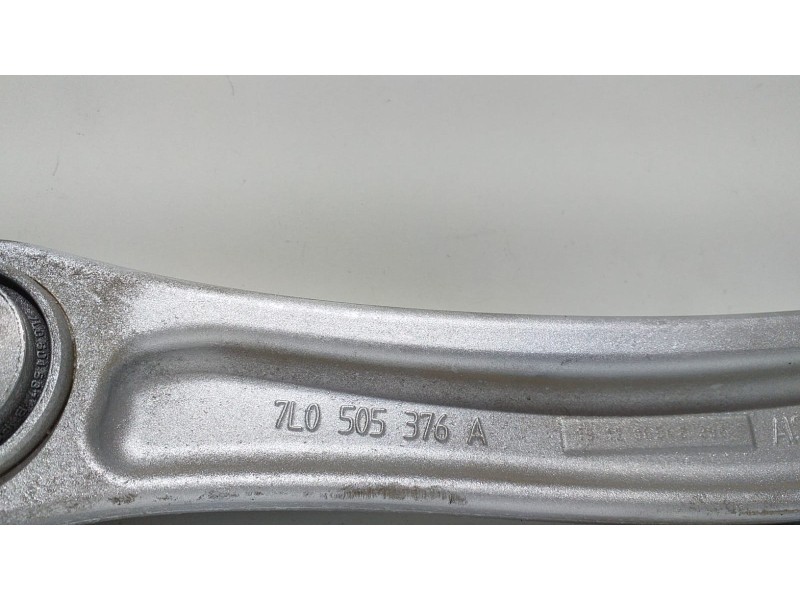 Recambio de brazo suspension superior trasero derecho para volkswagen touareg (7l6) v6 tdi referencia OEM IAM 7L0505376A 64441 