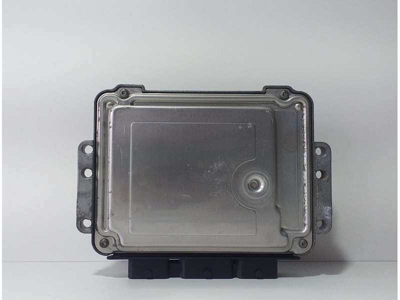 Recambio de centralita motor uce para renault megane ii berlina 3p confort authentique referencia OEM IAM 8200391966 72962 R