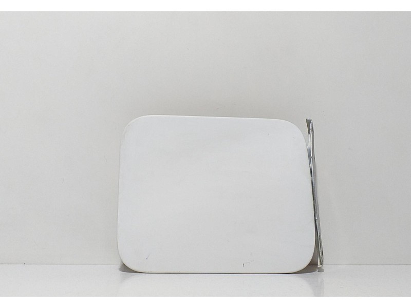 Recambio de tapa exterior combustible para nissan terrano/terrano.ii (r20) comfort referencia OEM IAM 788300X000 64451 