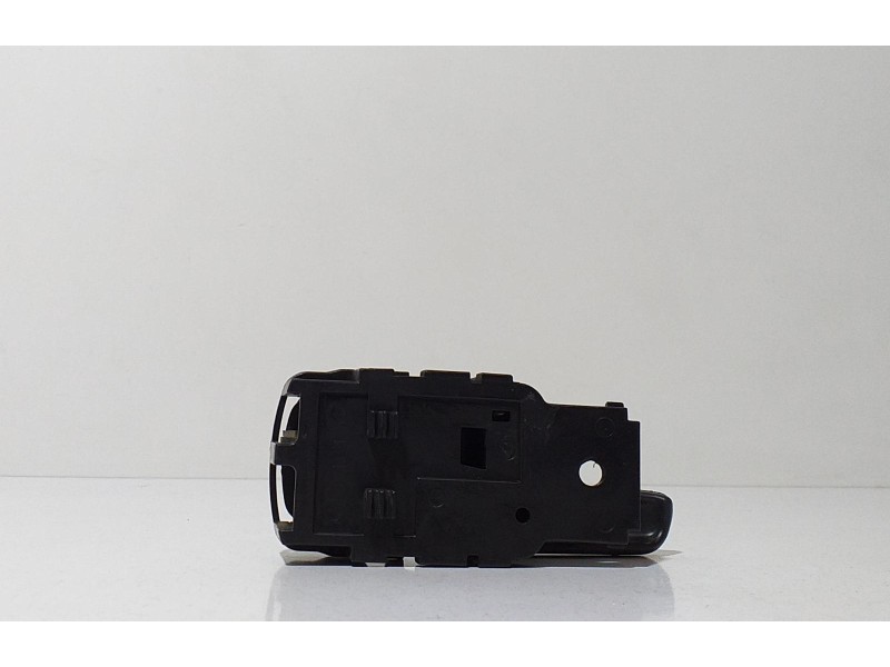 Recambio de maneta interior trasera derecha para nissan terrano/terrano.ii (r20) comfort referencia OEM IAM 8067090J00 64464 
