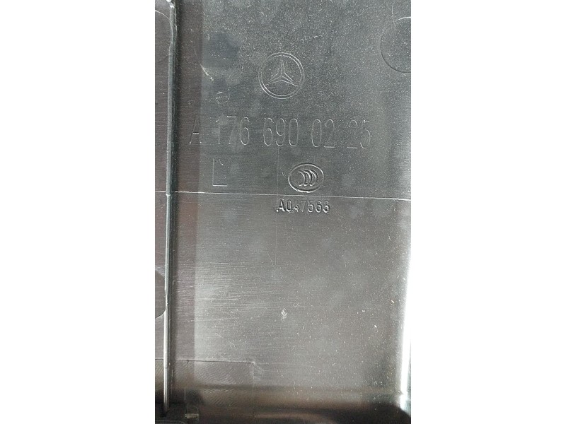 Recambio de molduras delanteras para mercedes-benz clase a (w176) a 180 cdi blueefficiency (176.000) referencia OEM IAM A1766900