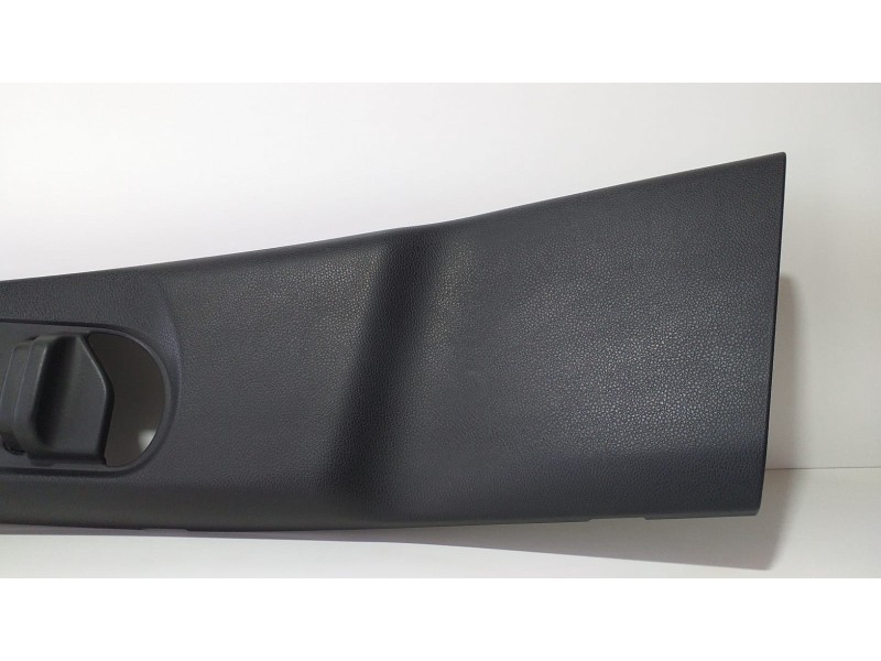 Recambio de molduras delanteras para mercedes-benz clase a (w176) a 180 cdi blueefficiency (176.000) referencia OEM IAM A1766900