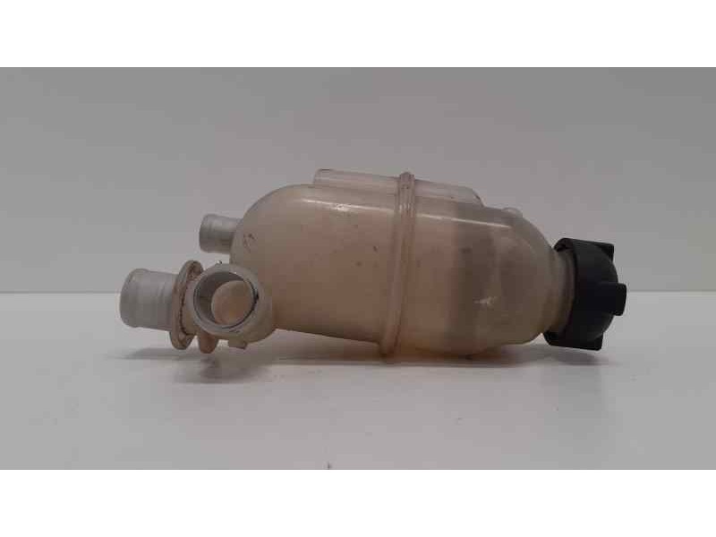 Recambio de deposito expansion para smart cabrio cdi pulse referencia OEM IAM 0005768V007 39567  Recambio de deposito expansion para smart cabrio cdi pulse referencia OEM IAM 0005768V007 39567