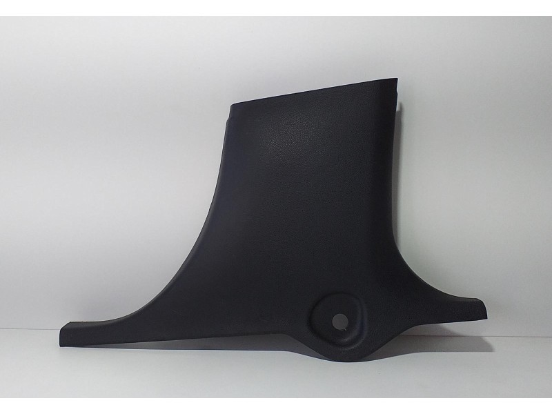 Recambio de molduras delanteras para mercedes-benz clase a (w176) a 180 cdi blueefficiency (176.000) referencia OEM IAM A1766920