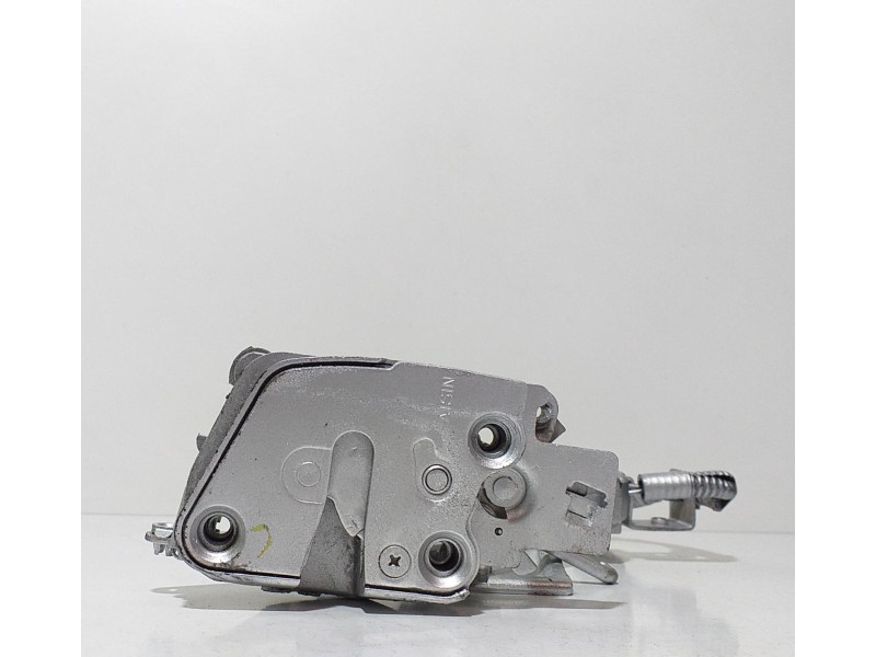 Recambio de cerradura puerta delantera derecha para daihatsu feroza f-300 referencia OEM IAM HD 64519 